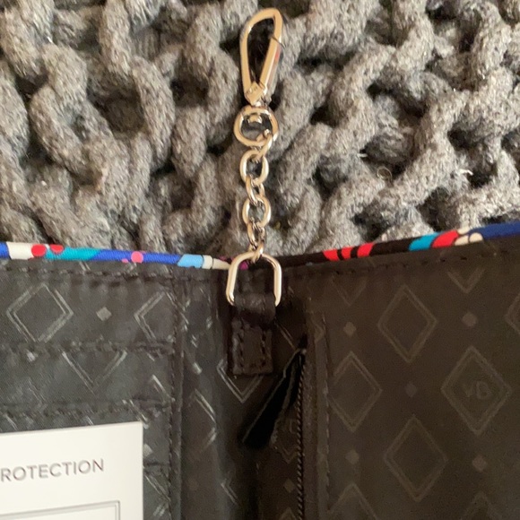 Vera Bradley bifold wallet - Picture 5 of 5